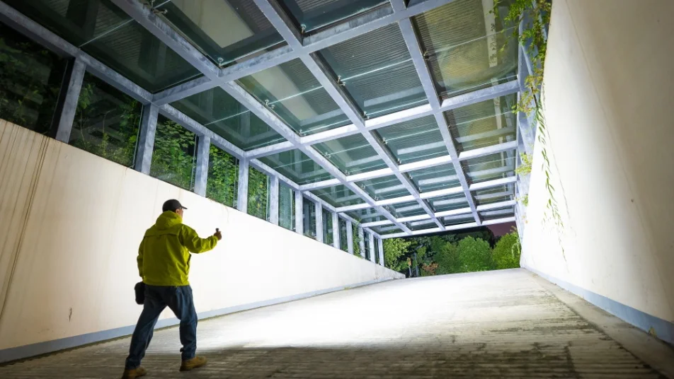 Top Flashlights for Warehouse & Logistics Workers: Industrial-Grade Lighting Guide