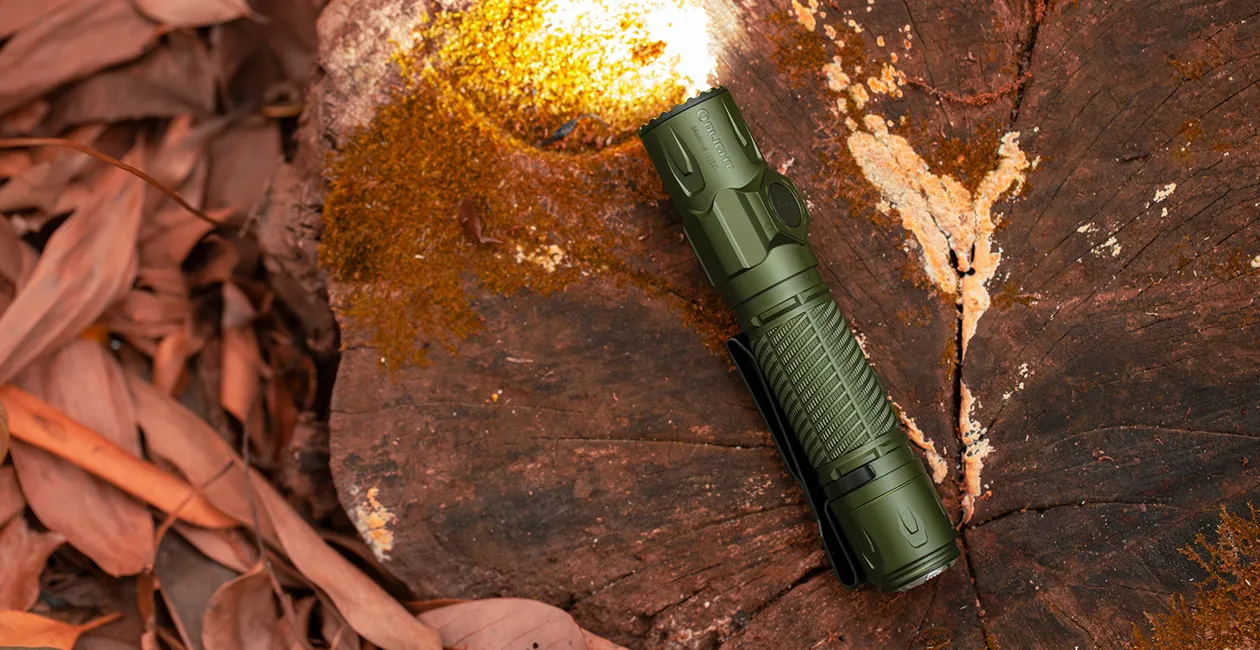 Warrior Ultra Tactical Flashlight 2500 Lumens O-Aluminum Light