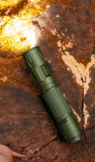 Warrior Ultra Tactical Flashlight 2500 Lumens O-Aluminum