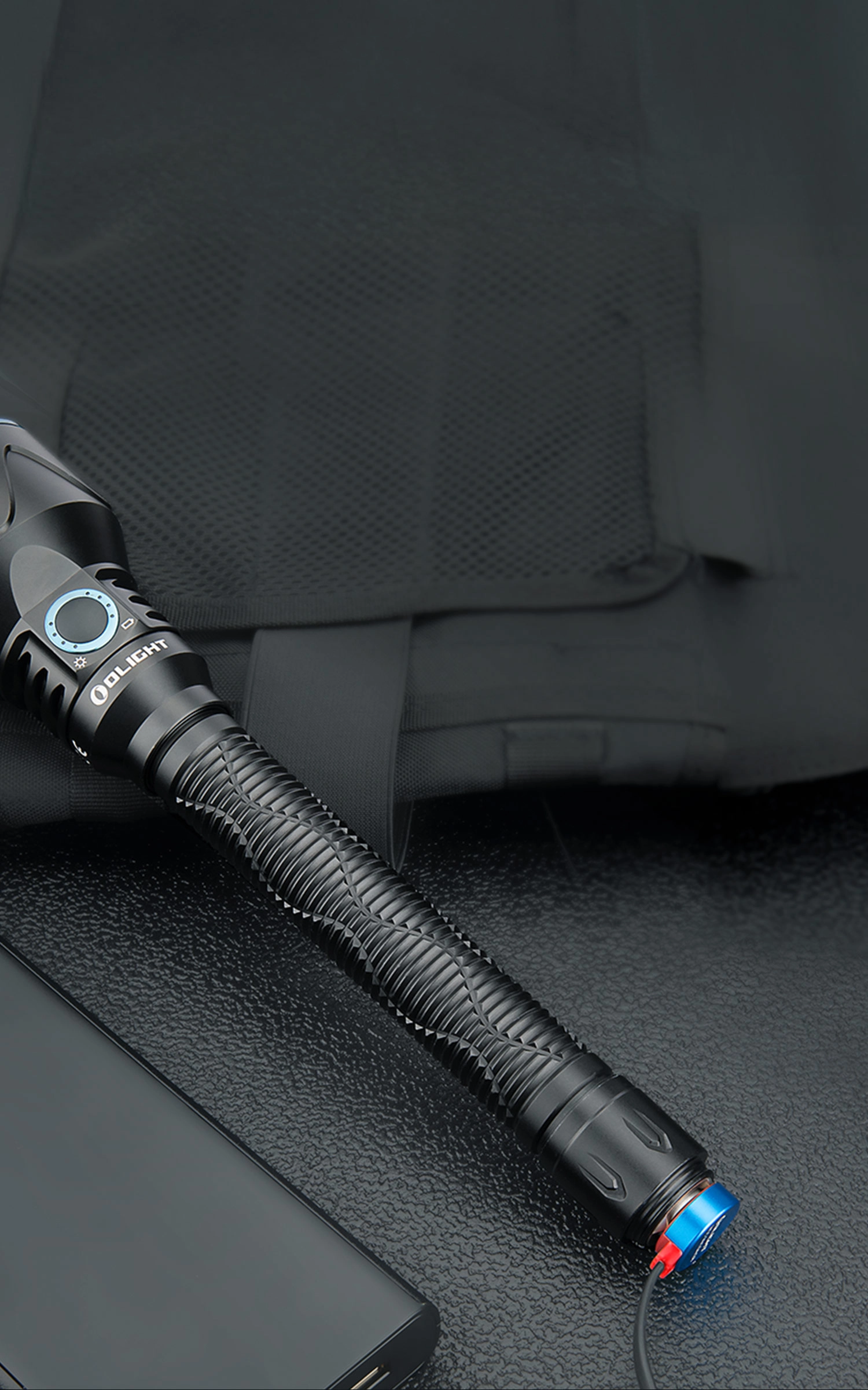 Javelot Pro 2 Long Distance Flashlight - Olight