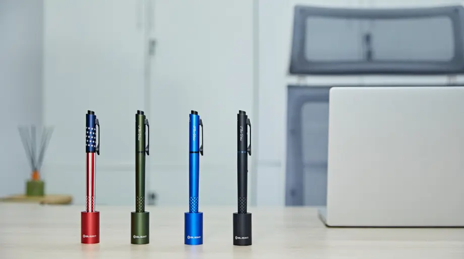 O'Pen Glow Rechargeable Penlight: Writing in Low Light
