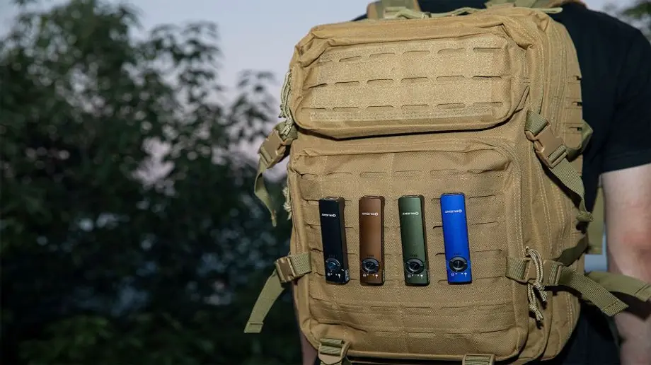 Is Olight's best-selling Arkfeld flat EDC flashlight worth buying?