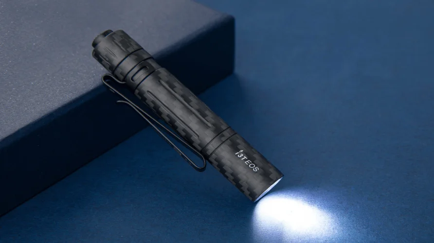 What a Great Surprise! Olight first carbon fiber flashlight - i3T EOS Carbon Fiber