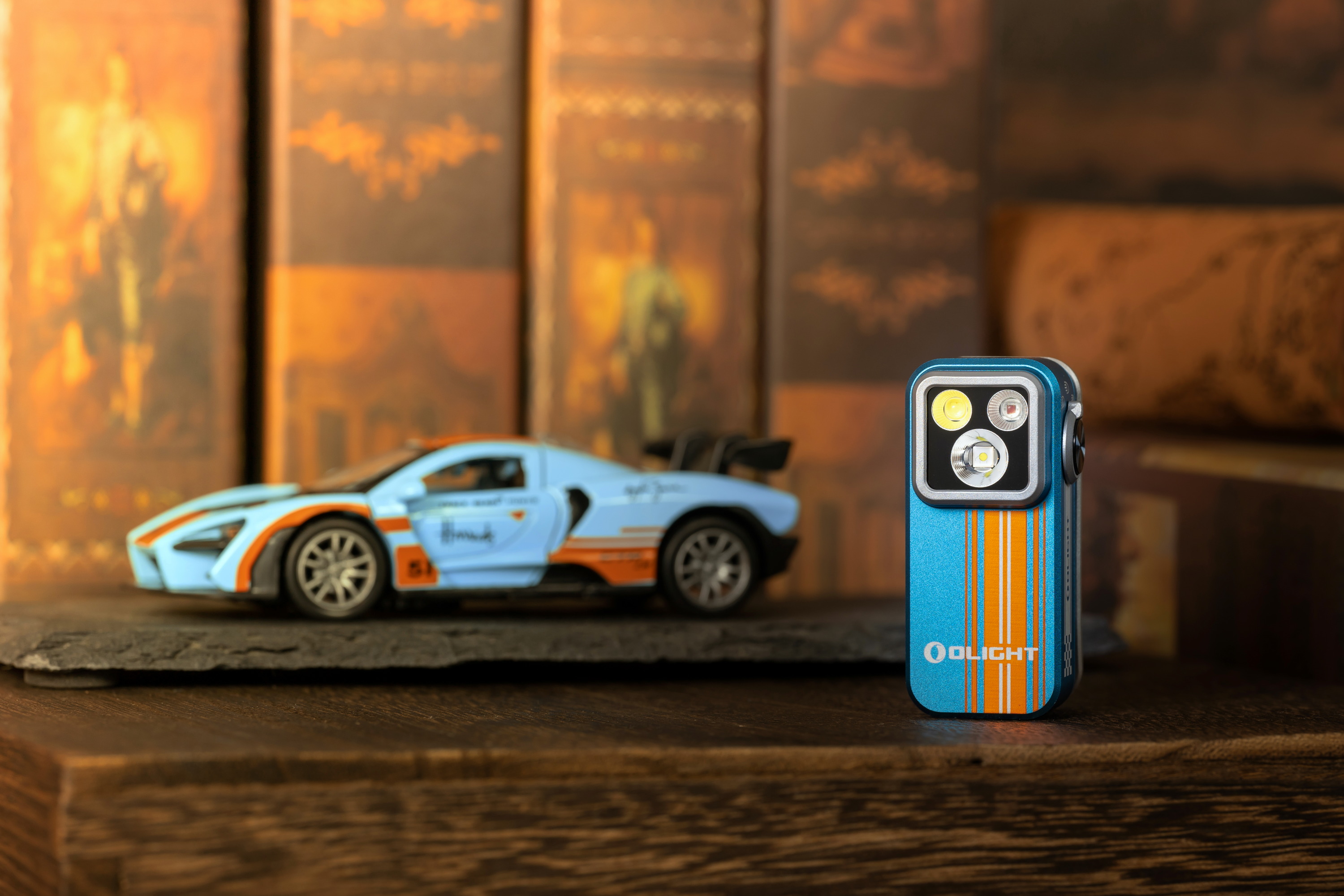 オーライト　olight Seeker4 Pro ＣＷ　限定色　ロードスター オーライト olight Seeker4 Pro CW 限定色 ロードスター
