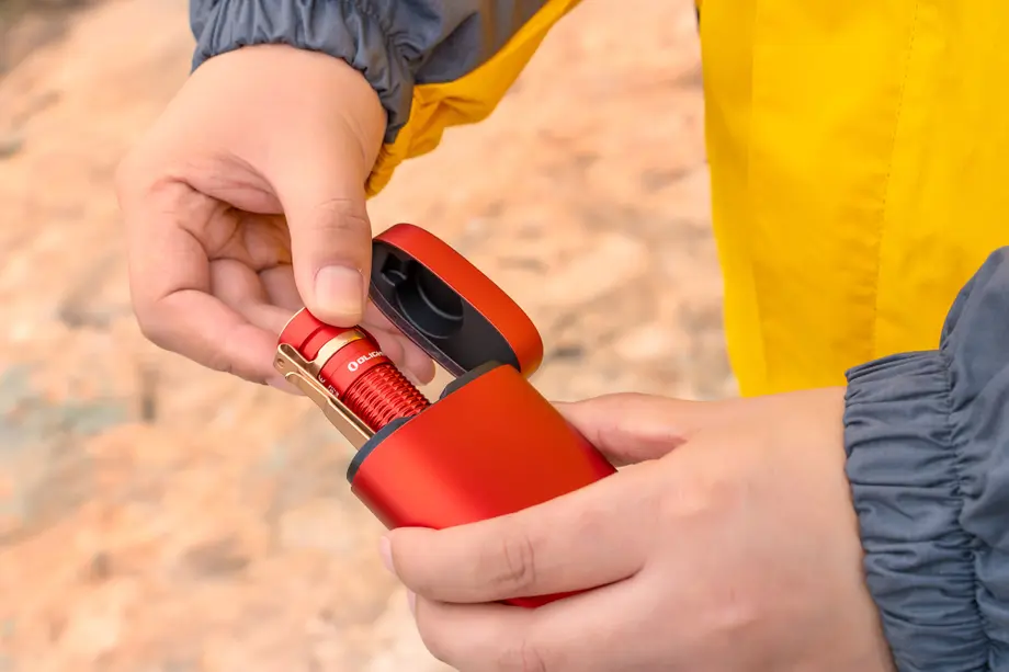 Baton 3 Premium Edition, Olight New Generation Rechargeable Portable EDC Flashlight