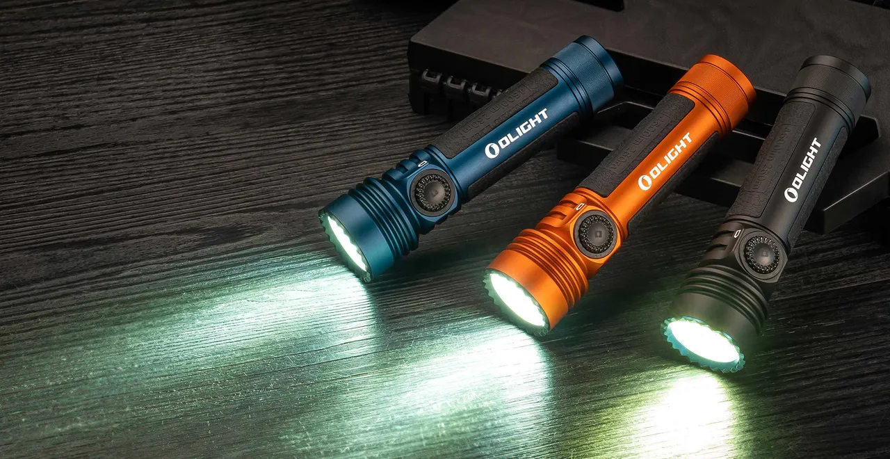 Seeker 4 Pro High Power Flashlight