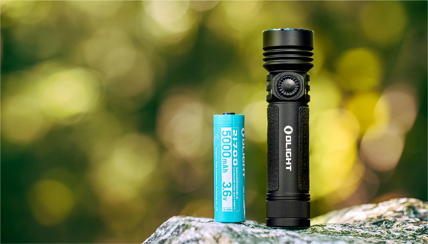 Seeker 4 Pro High Power Flashlight 4600 Lumens Dual Charge Light