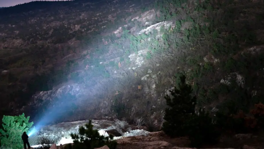 Warrior 3s VS Baton 3 Pro Max flashlight,Which one to choose?