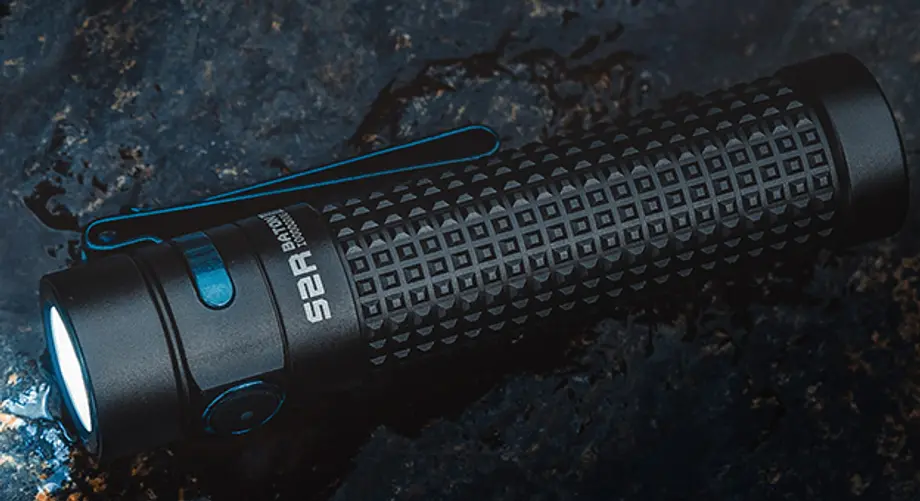 The ideal EDC Flashlight - S2R Baton II