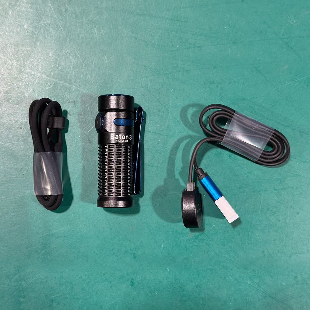 Baton 3 Premium Edition Refurbished 1200LM Rechargeable EDC Light