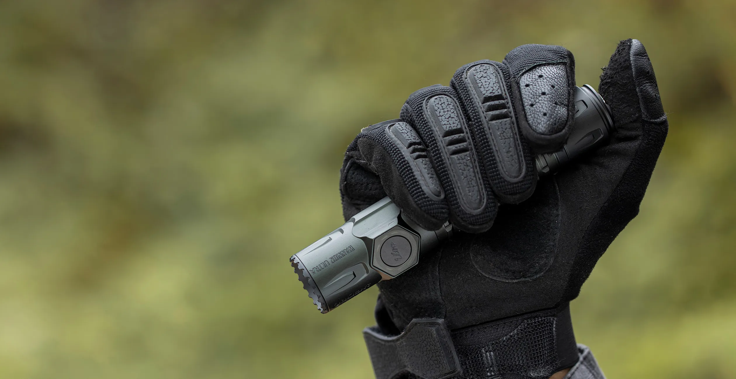 Warrior Ultra Tactical Flashlight 2500 Lumens O-Aluminum Light