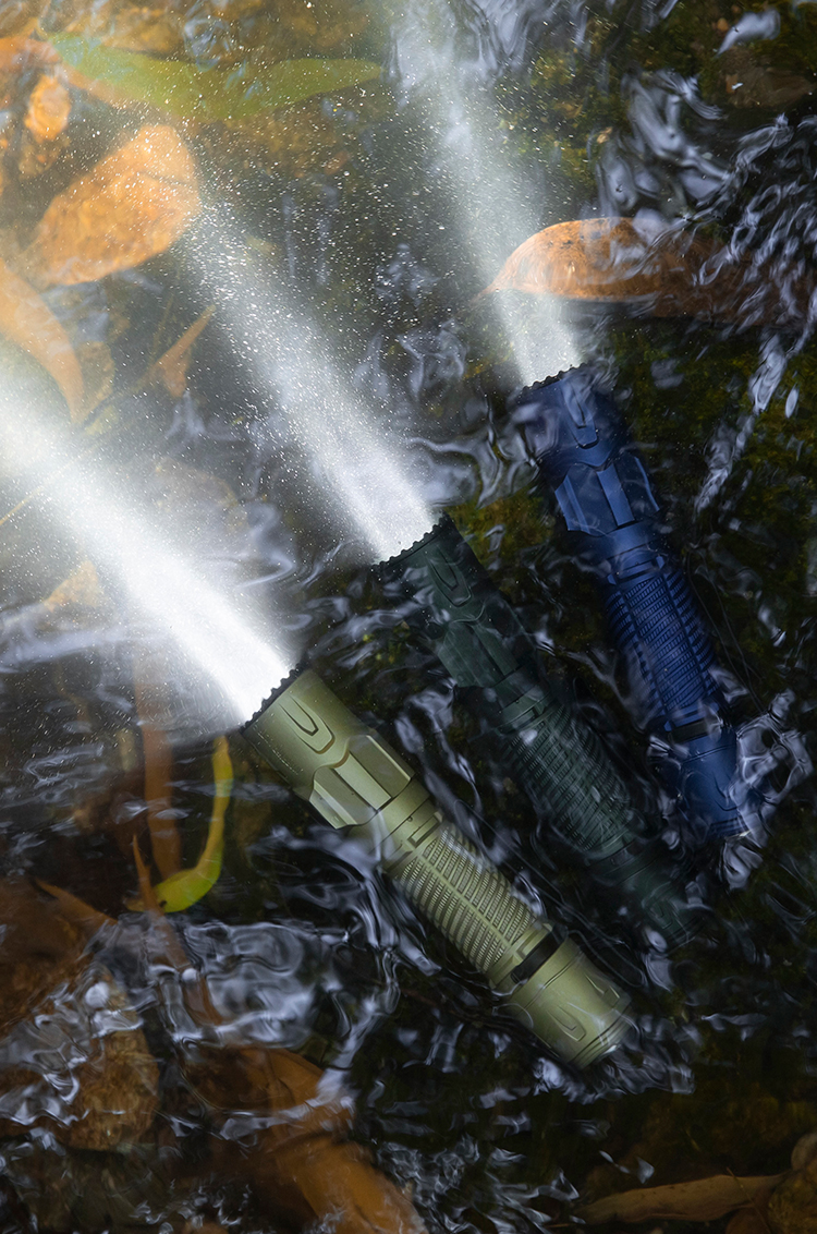 Warrior Ultra Tactical Flashlight 2500 Lumens O-Aluminum Light