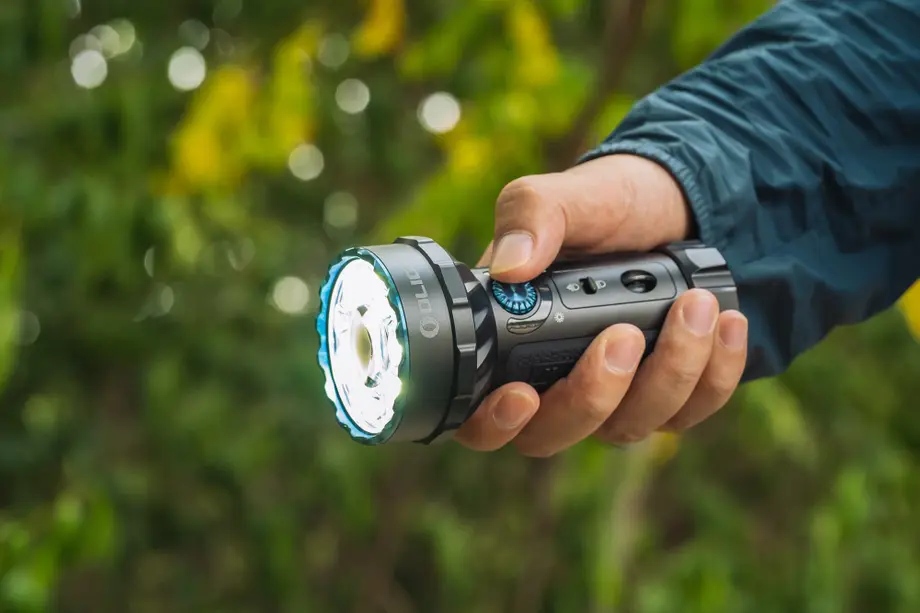 Marauder Mini: The Most Versatile Flashlight Covers Your Application