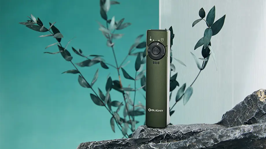 How Useful Arkfeld Flat EDC Flashlight for Indoor & Outdoor Activities Is?