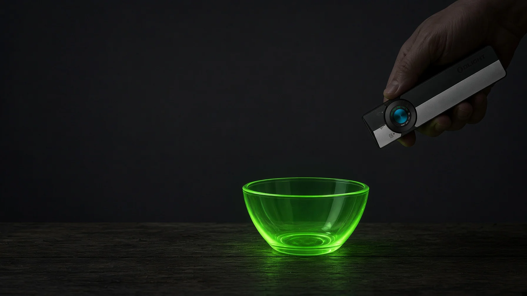 What Is a UV Flashlight? 365nm vs 395nm and 11 Things It Reveals