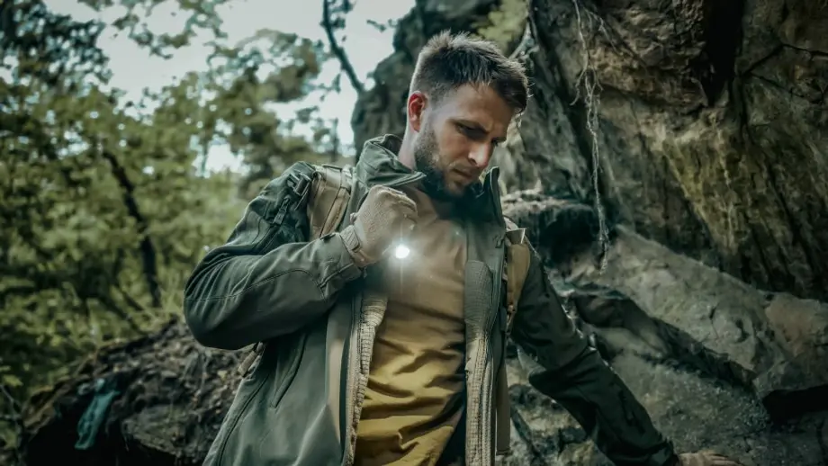 Warrior Mini 3 Portable Tactical Flashlight Review From O-Fan